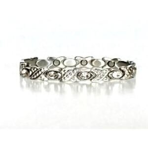 NEW, Stainless magnetic bracelet‎ w CZs. 7.5 inches